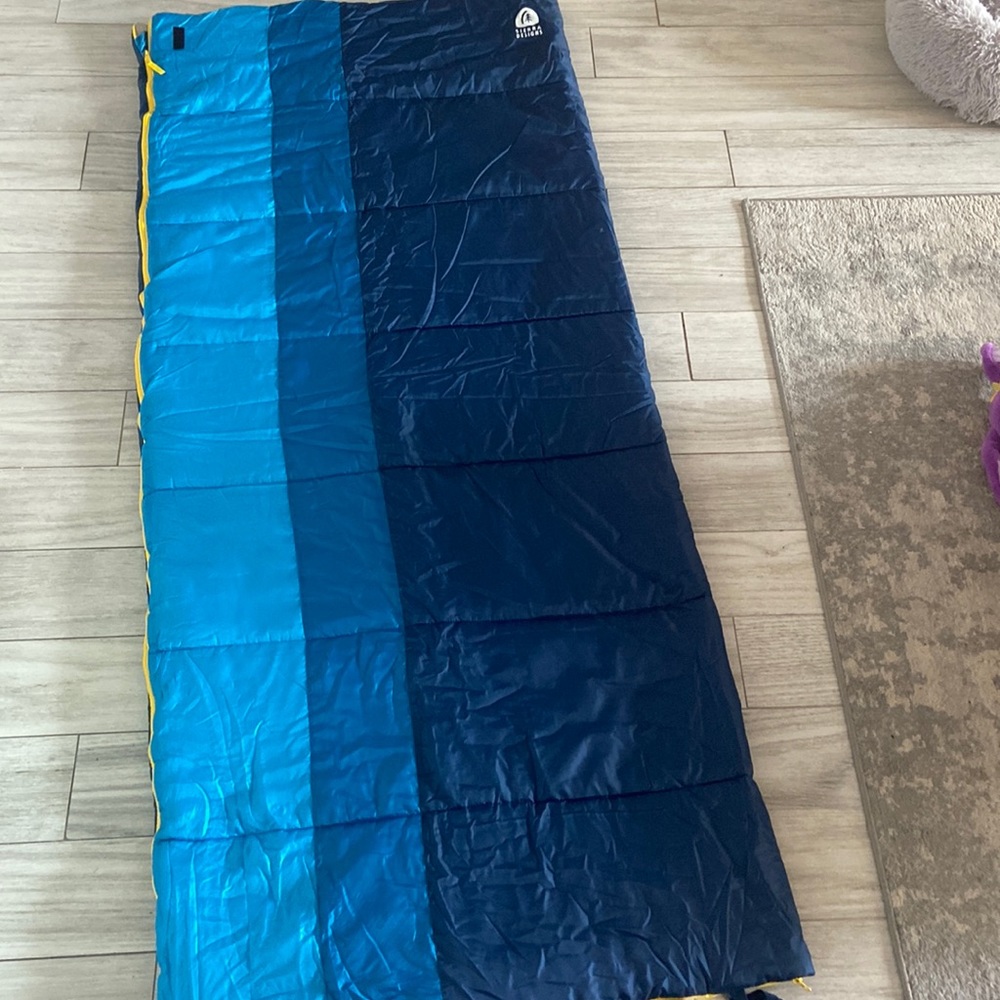 Sierra designs sleeping bag